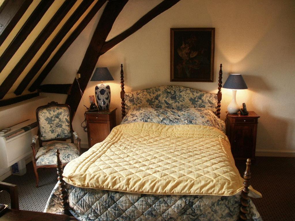 Le Moulin D'Hauterive Saint-Gervais-en-Valliere Room photo